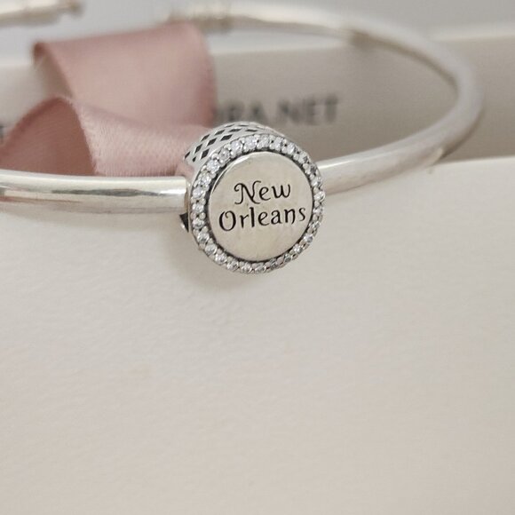 Pandora New Orleans Saints NFL Logo Travel Destination Bead Charm S925 Silver - Picture 3 of 8